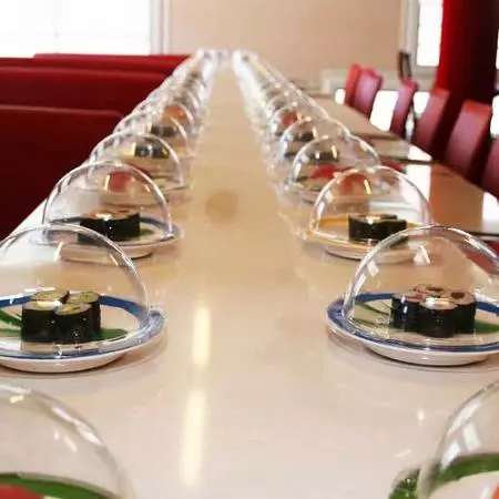 Magnetic Display Conveyor 02